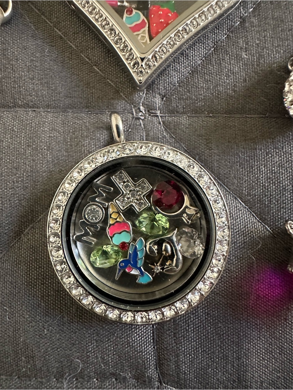 Origami Owl Lot Silver necklaces, bracelet, Lockets, Pendants, charms & inserts - Picture 4 of 7